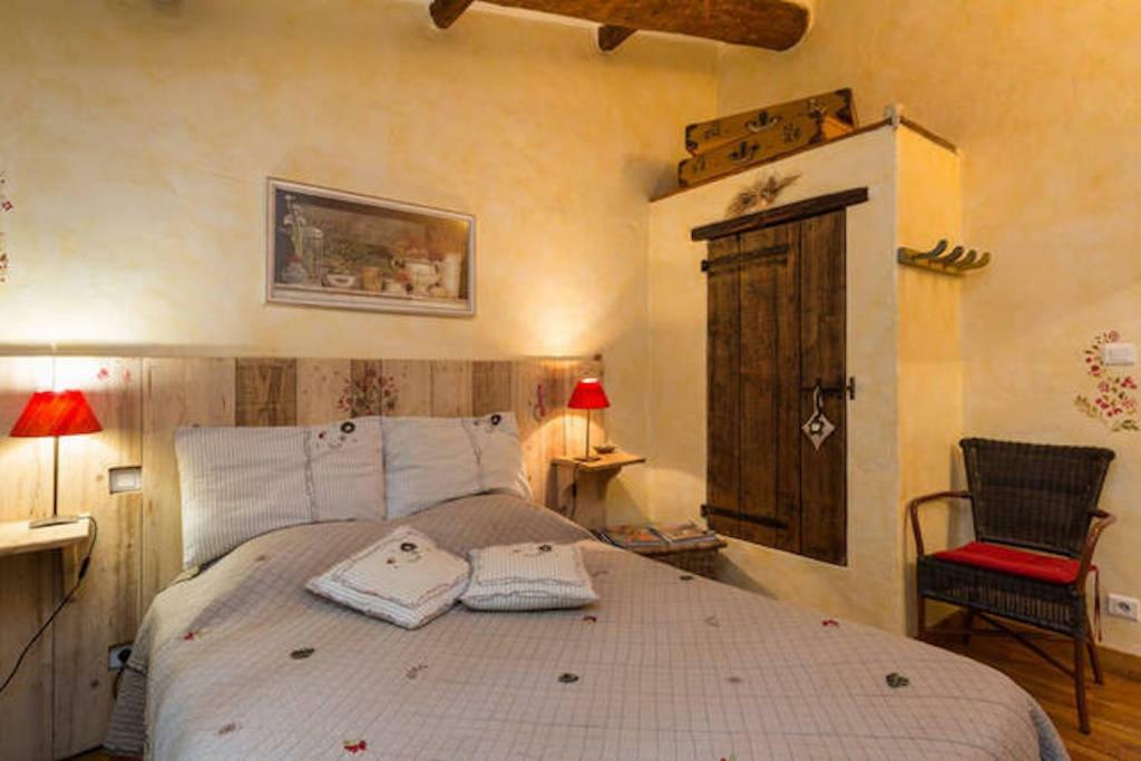 Bed and Breakfast Le Degoutaud à Le Barroux Extérieur photo