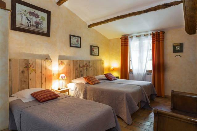 Bed and Breakfast Le Degoutaud à Le Barroux Extérieur photo